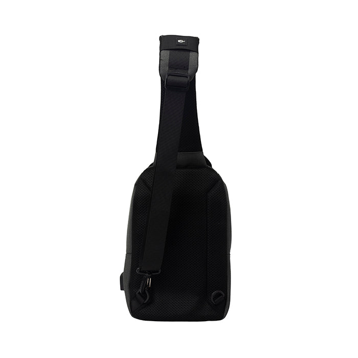 ESSENTIAL CLARKE CROSSBODY