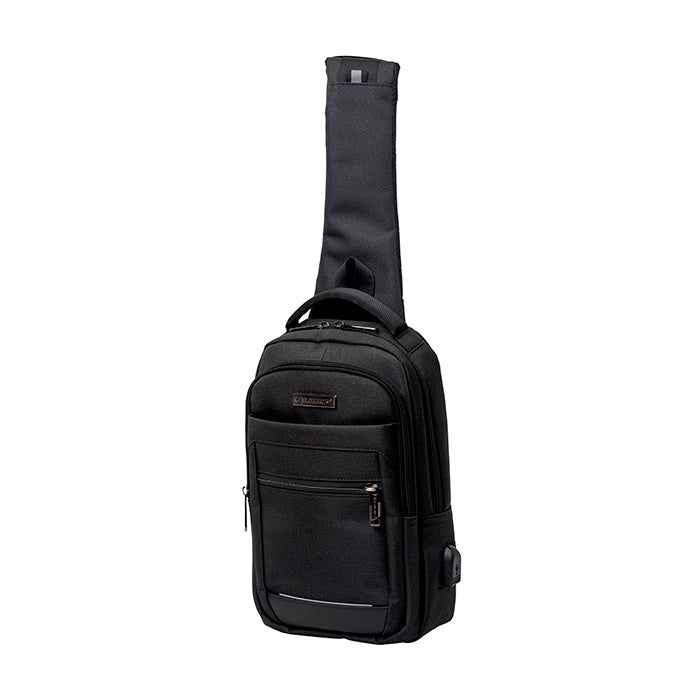 ESSENTIAL LEIGHTON CROSSBODY