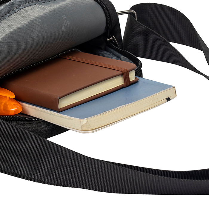 ESSENTIAL LEIGHTON SLING BAG