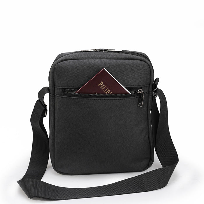 ESSENTIAL CLARKE SLING BAG