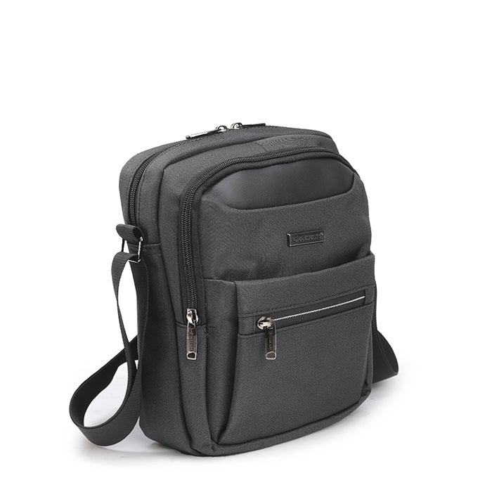 ESSENTIAL CLARKE SLING BAG