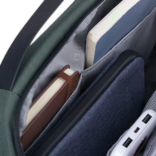 Spacious Main Compartment