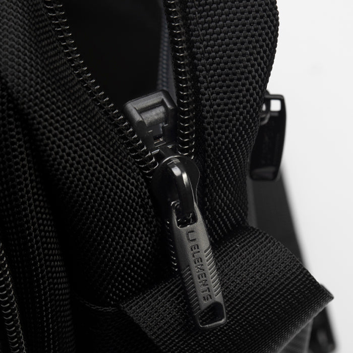DEFENDER SHIELD AGENT SLING BAG