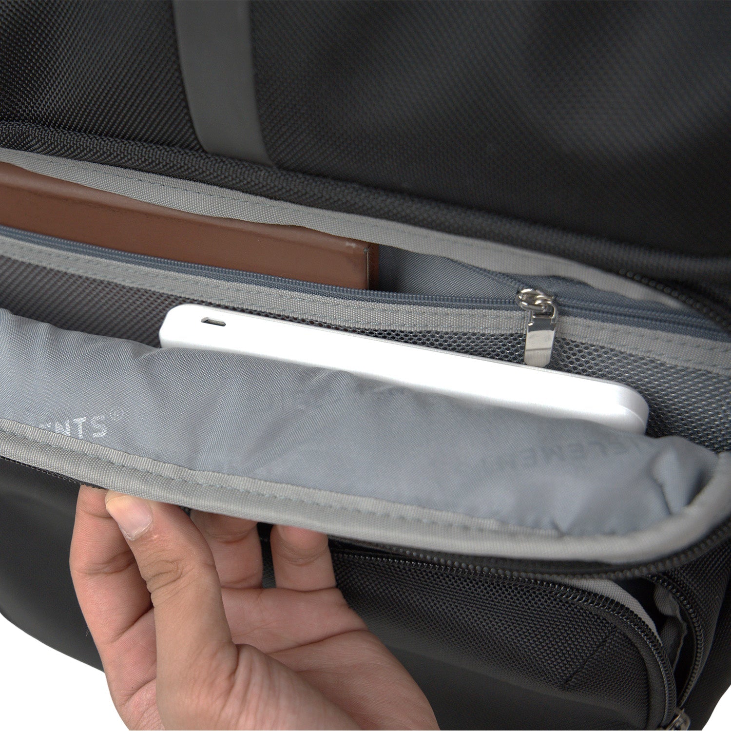 URBAN DEFENDER BACKPACK