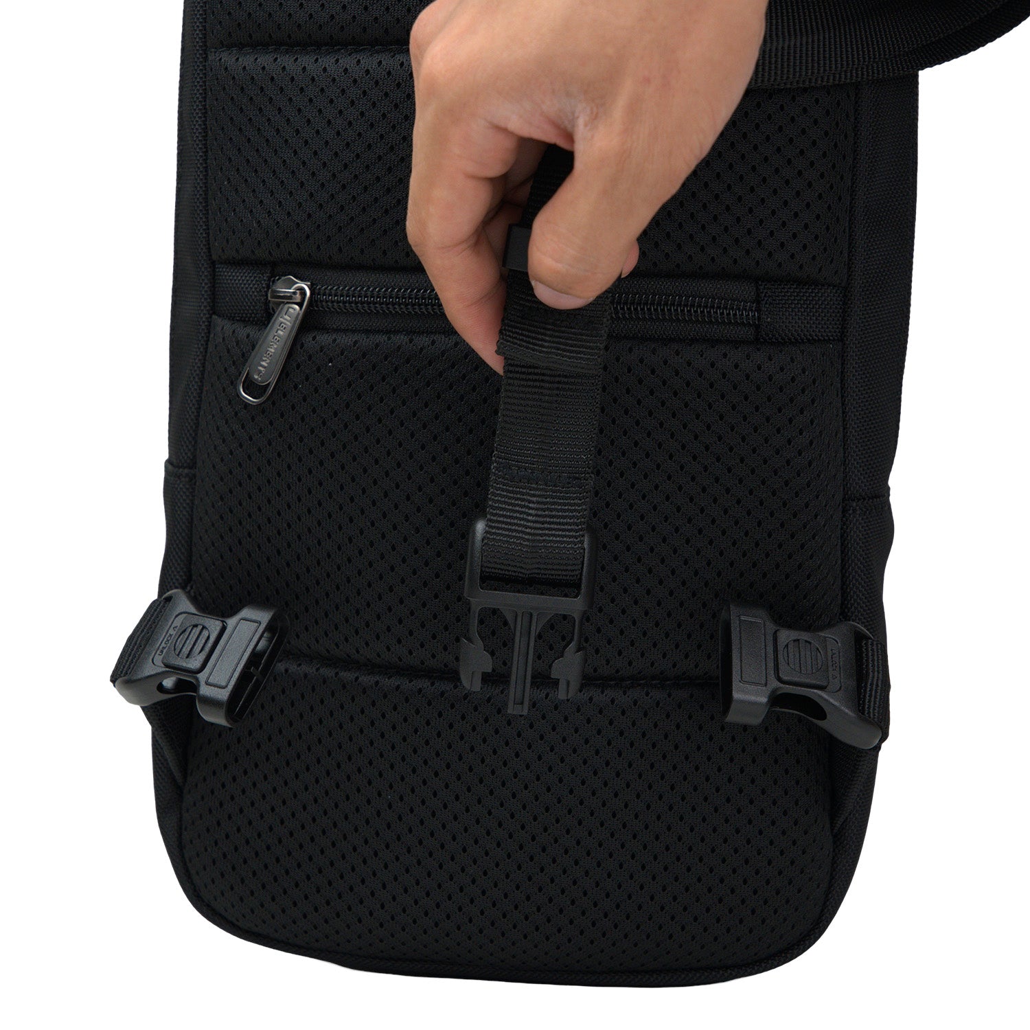 URBAN DEFENDER CROSSBODY BAG