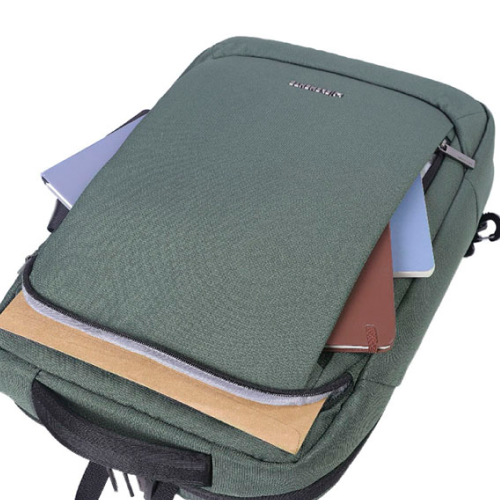 Multiple front pockets