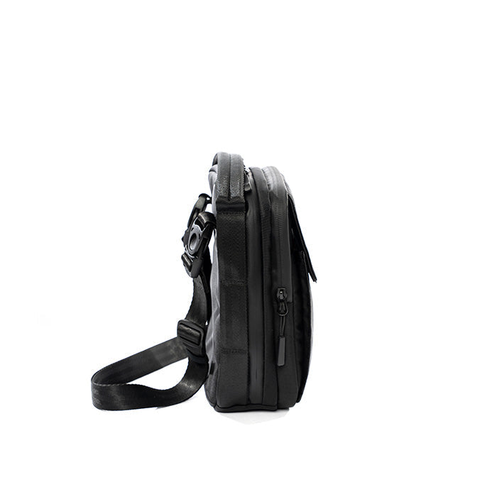 URBAN VERTICAL CASES AND ORGANIZER