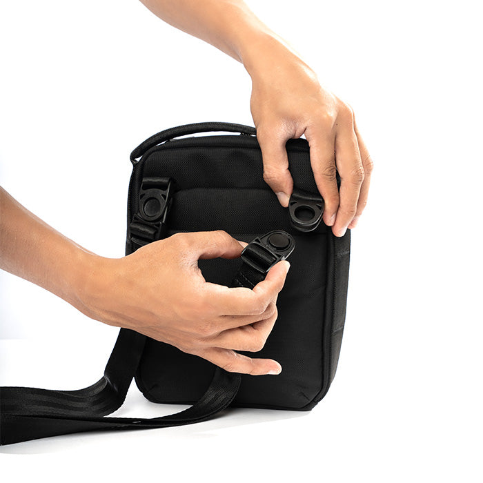 URBAN VERTICAL CASES AND ORGANIZER