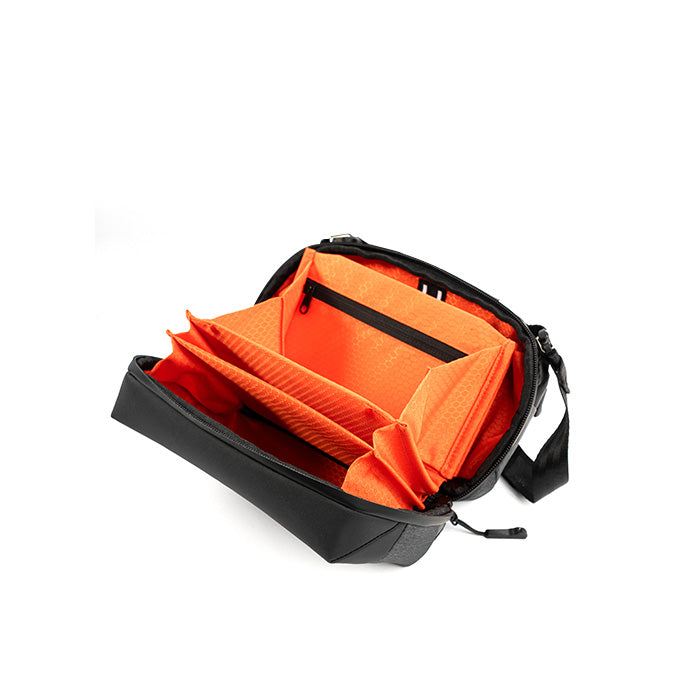 WEARABLE TECH CARRY CASES AND ORGANIZER